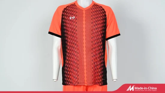 Novo conjunto de uniforme de futebol de sublimação personalizado da Tailândia Camisa de futebol de qualidade
